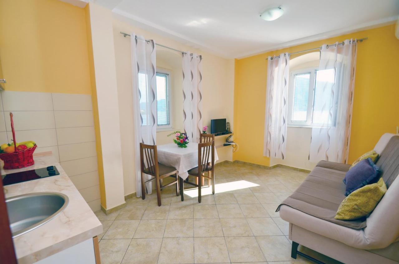 Tau Mir I Dobro Apartment Kotor Ngoại thất bức ảnh