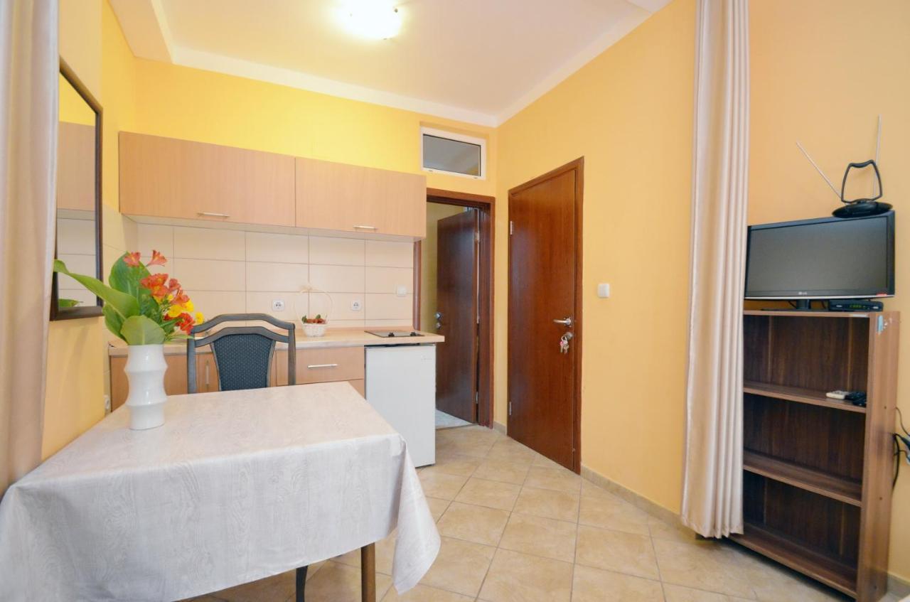 Tau Mir I Dobro Apartment Kotor Ngoại thất bức ảnh