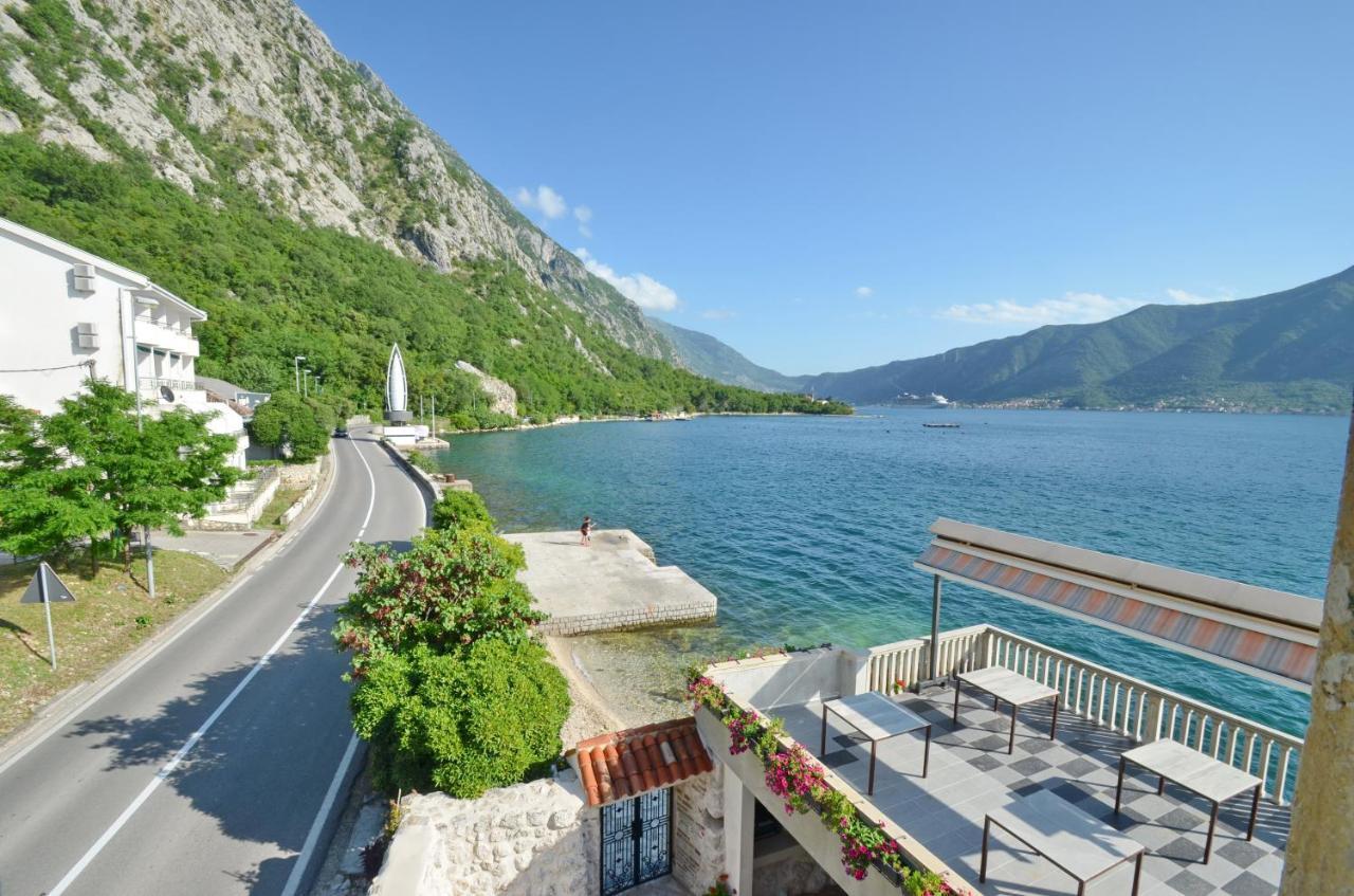 Tau Mir I Dobro Apartment Kotor Ngoại thất bức ảnh