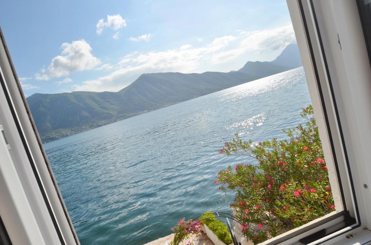 Tau Mir I Dobro Apartment Kotor Ngoại thất bức ảnh